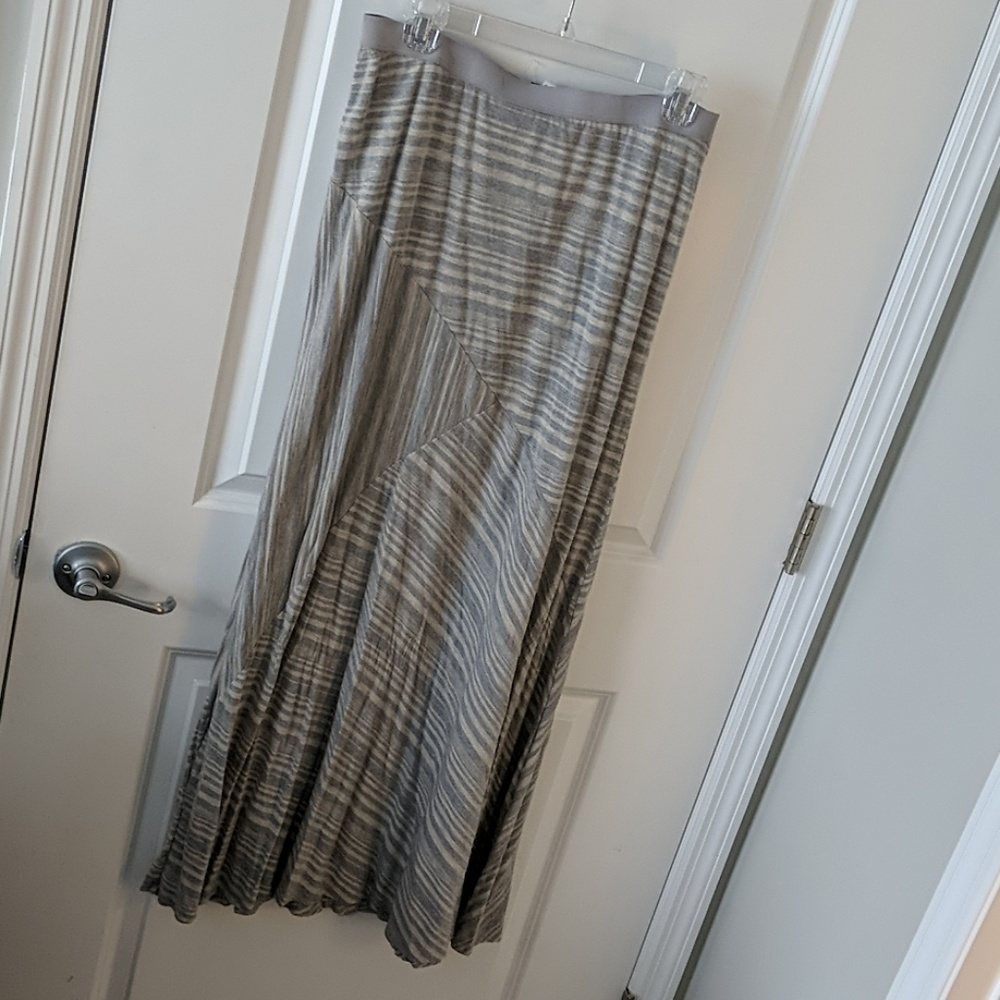 NWOT Bobeau maxi skirt